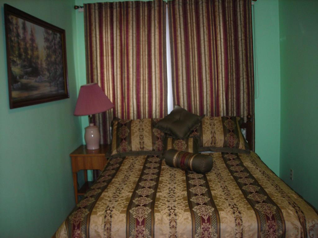 Deer Trail Motel Wisconsin Dells Szoba fotó