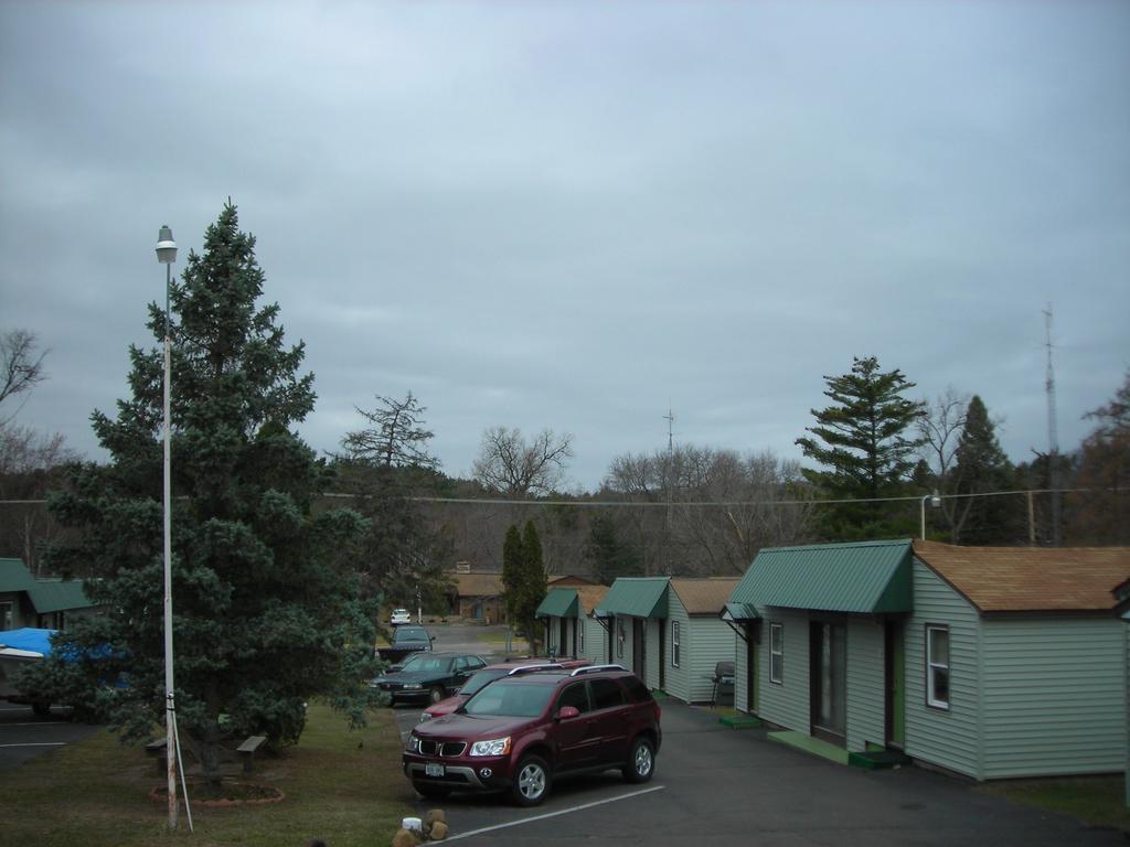 Deer Trail Motel Wisconsin Dells Kültér fotó